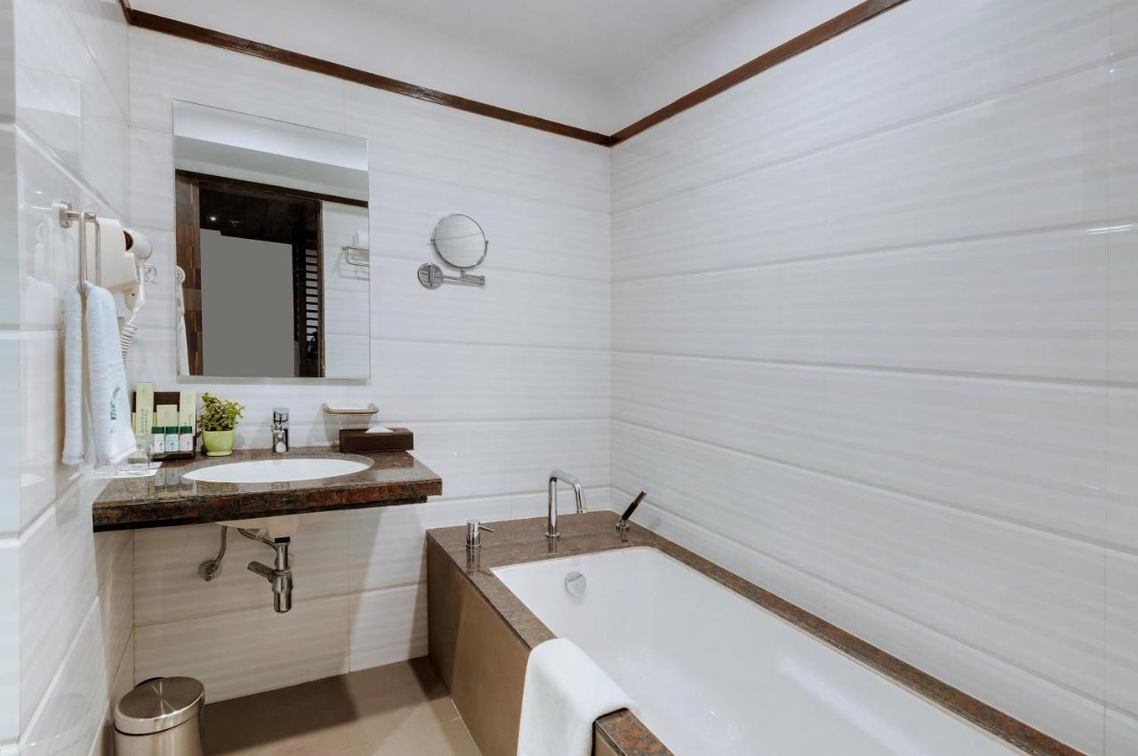The Fern Residency Turbhe Hotell Navi Mumbai Eksteriør bilde